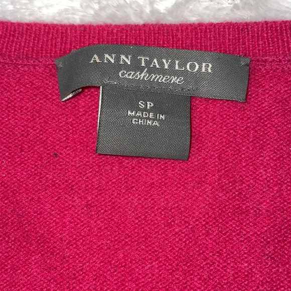 Ann Taylor Cashmere Magenta Pink Sweater - Picture 3 of 9